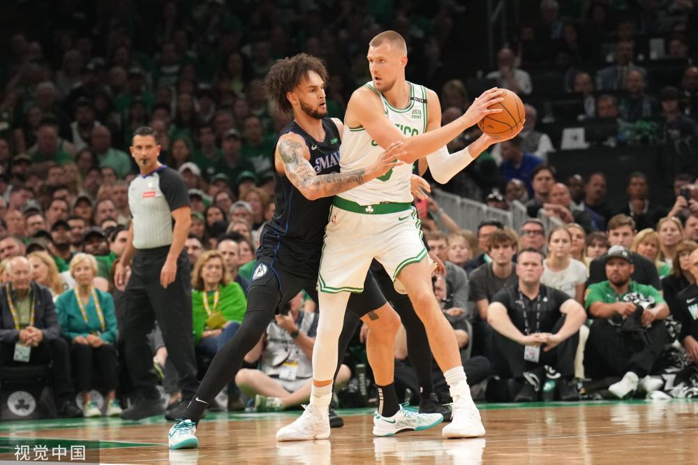 拥有鲜明的 拥有鲜明的