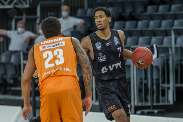 员马良被禁 员马良被禁